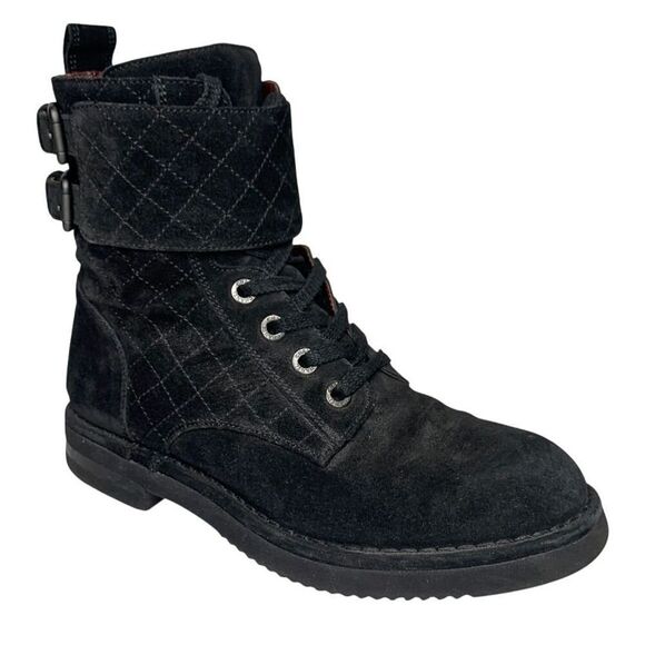Chanel Interlocking C Black Suede Moto Boots EU 38 US 7-7.5 Ankle Biker Lace Up - Picture 1 of 10